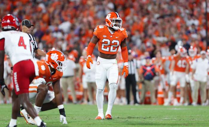 Trenton Simpson had the second-fastest 40-yard dash time (4.45) among ILBs at the NFL Combine (Clemson Athletics)